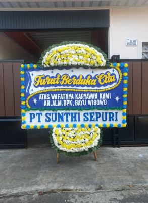 Papan Bunga Duka di Berampu