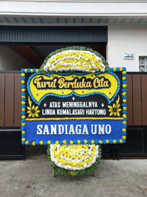 Papan Bunga Duka di Berampu